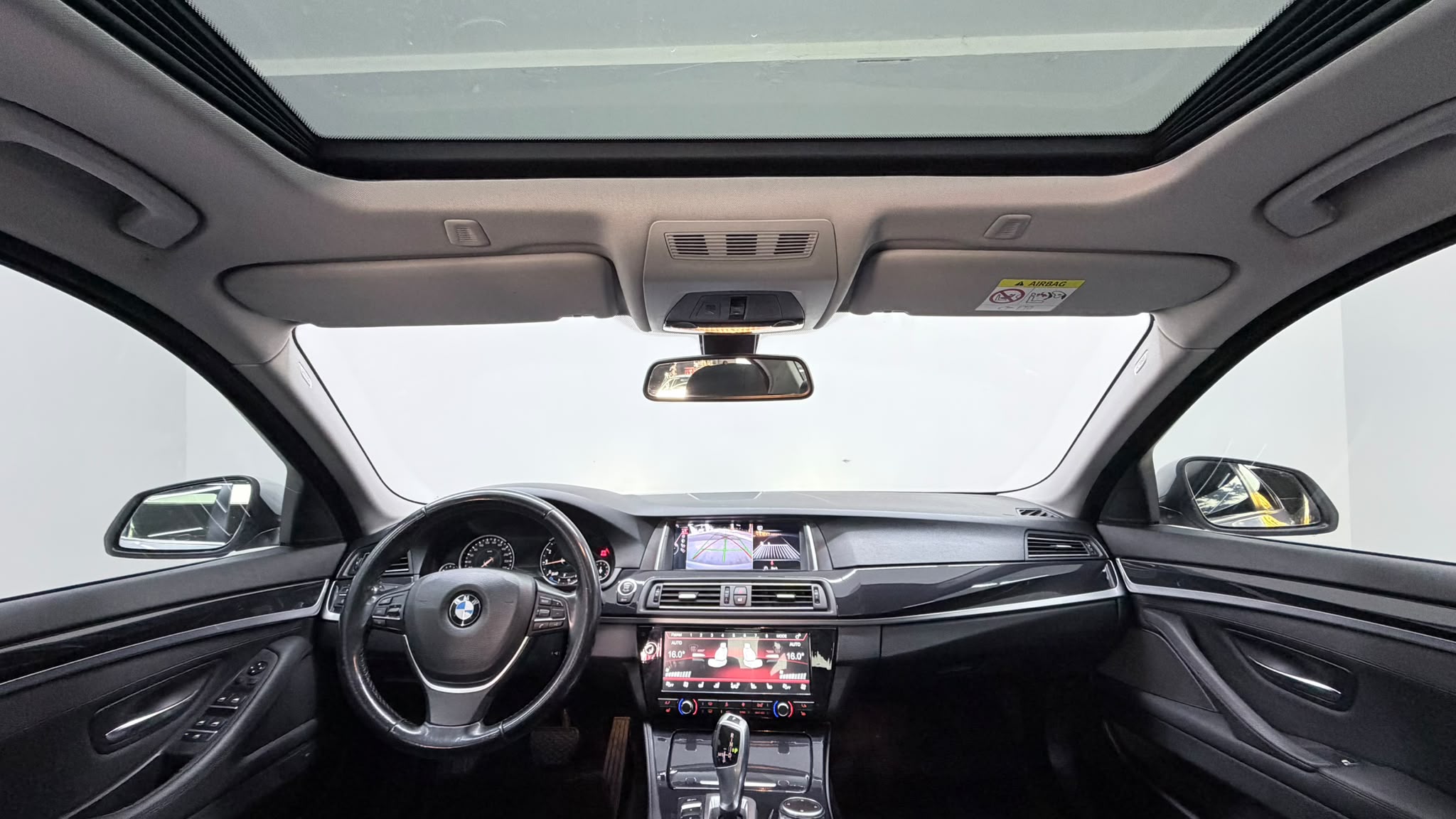 BMW 520i 8